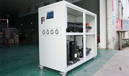 如何做好螺桿式冷水機(jī)清洗工作？