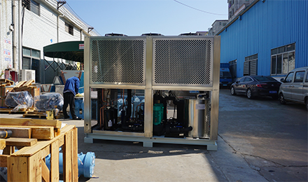 首次安裝冷水機需要注意什么？安裝工業(yè)冷水機注意事項有哪些？